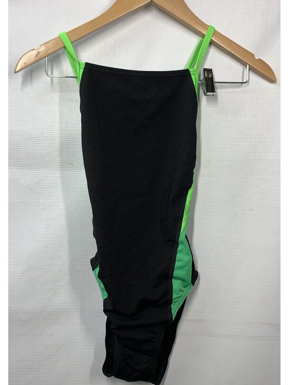 Speedo Womens Swimsuit One Piece Launch Cross Back Adult 30 Black/Green Swimwear